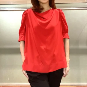 ブラウス